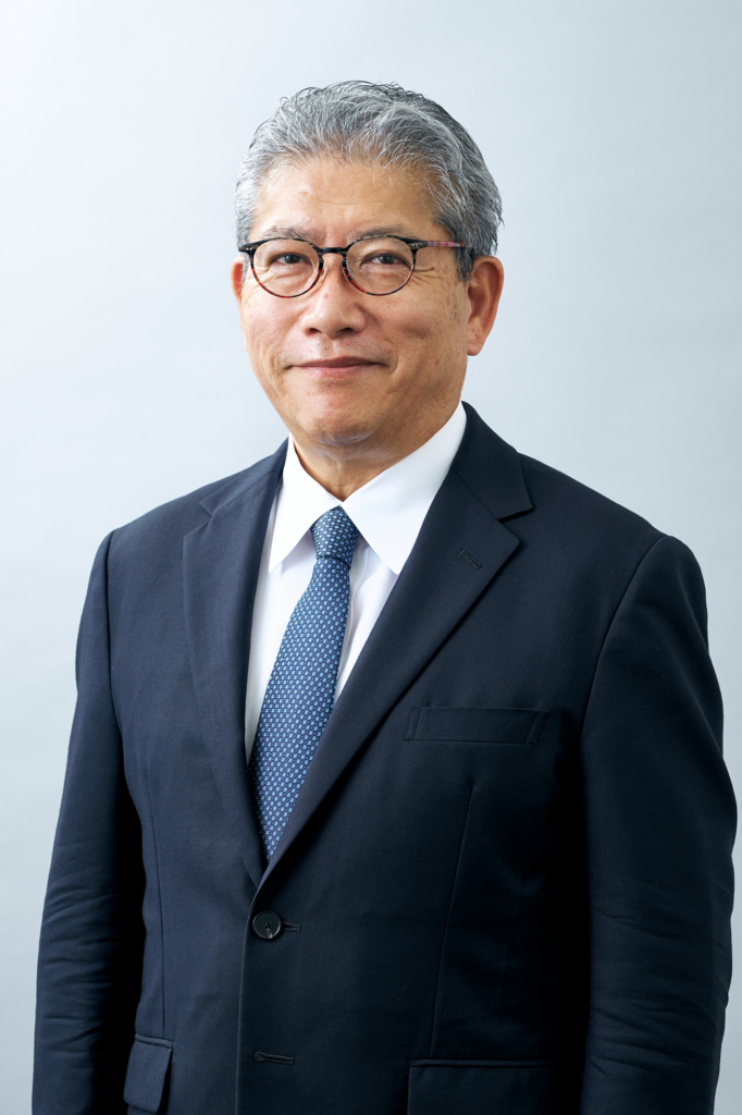 亀山 満